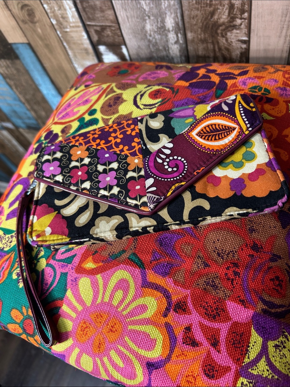 Vera Bradley colorful Patchwork card holder wallet